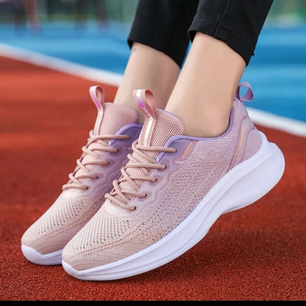 NIB ombre pink rose to purple walking sneakers trendy lightweight comfy sz 8.5